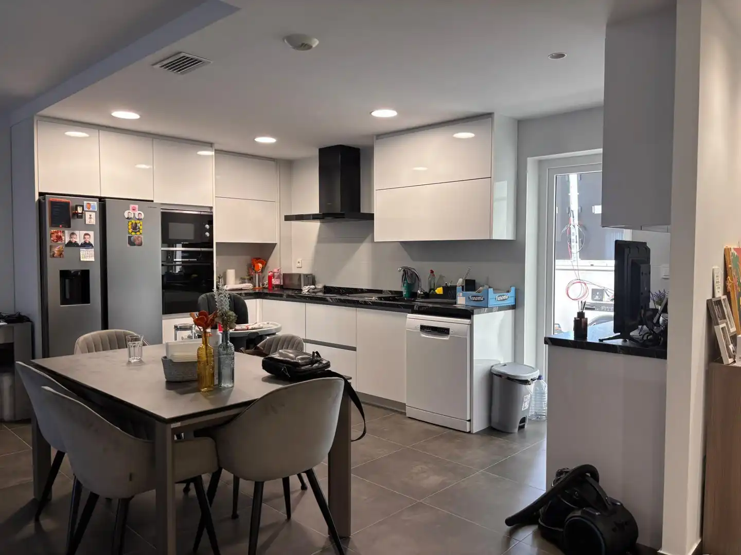 Flat with terrace for sale in Elche ciudad