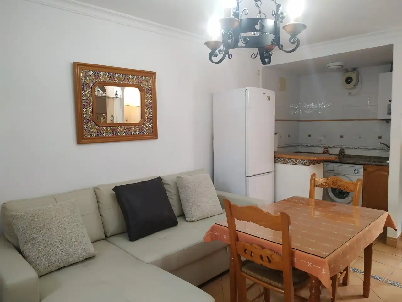 Sala de estar de Apartamento de alquiler en Sanlúcar de Barrameda con Aire acondicionado, Calefacción y Terraza