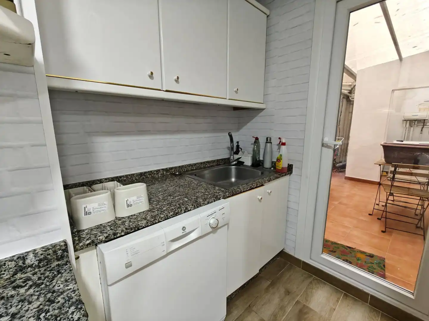 Küche von Wohnung zur Miete in Santiago de Compostela  mit Heizung und Abstellraum