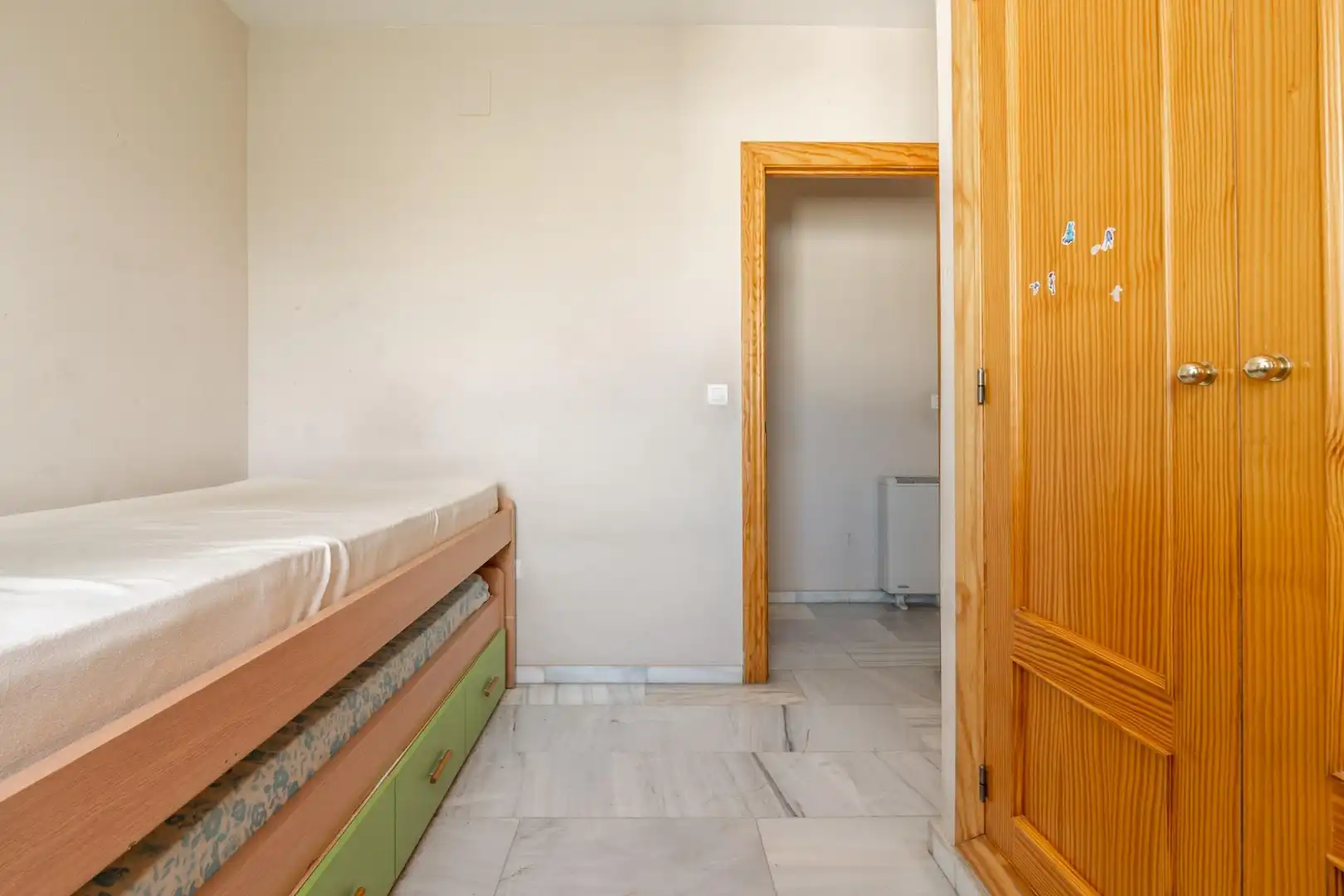 Habitación de Piso en venta en Gójar con Terraza, Trastero y Balcón
