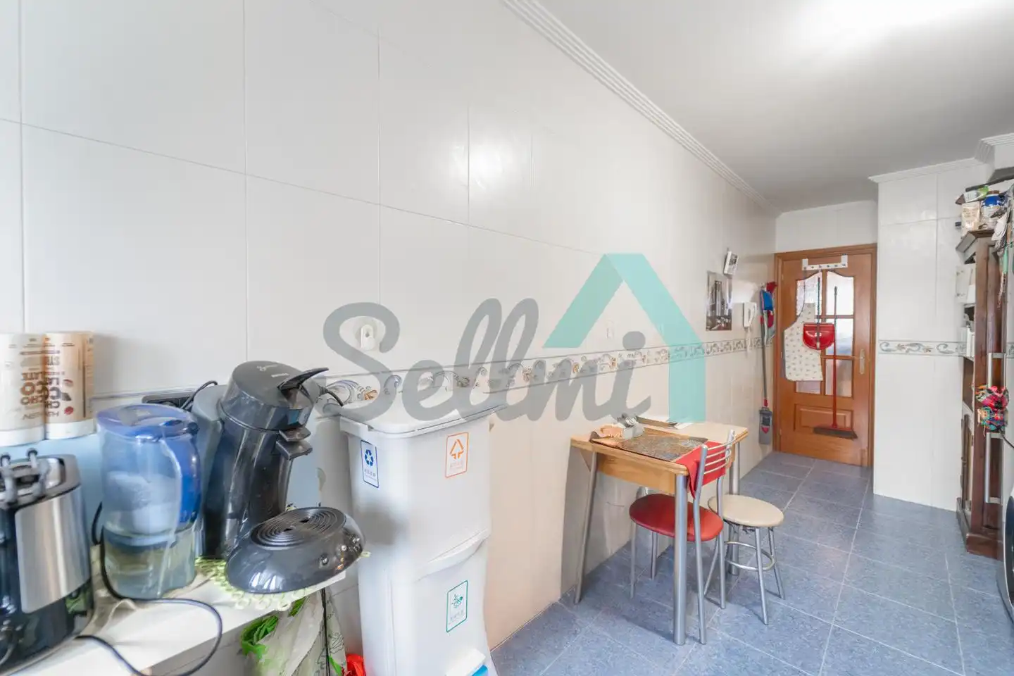 Kitchen of Flat for sale in Oviedo   with Heating, Parquet flooring and Storage room