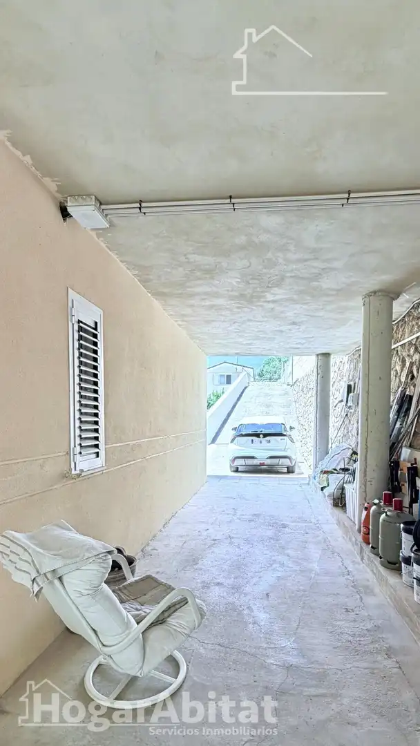Exterior view of Houses for sale in Torrent  with Air Conditioner, Heating and Private garden