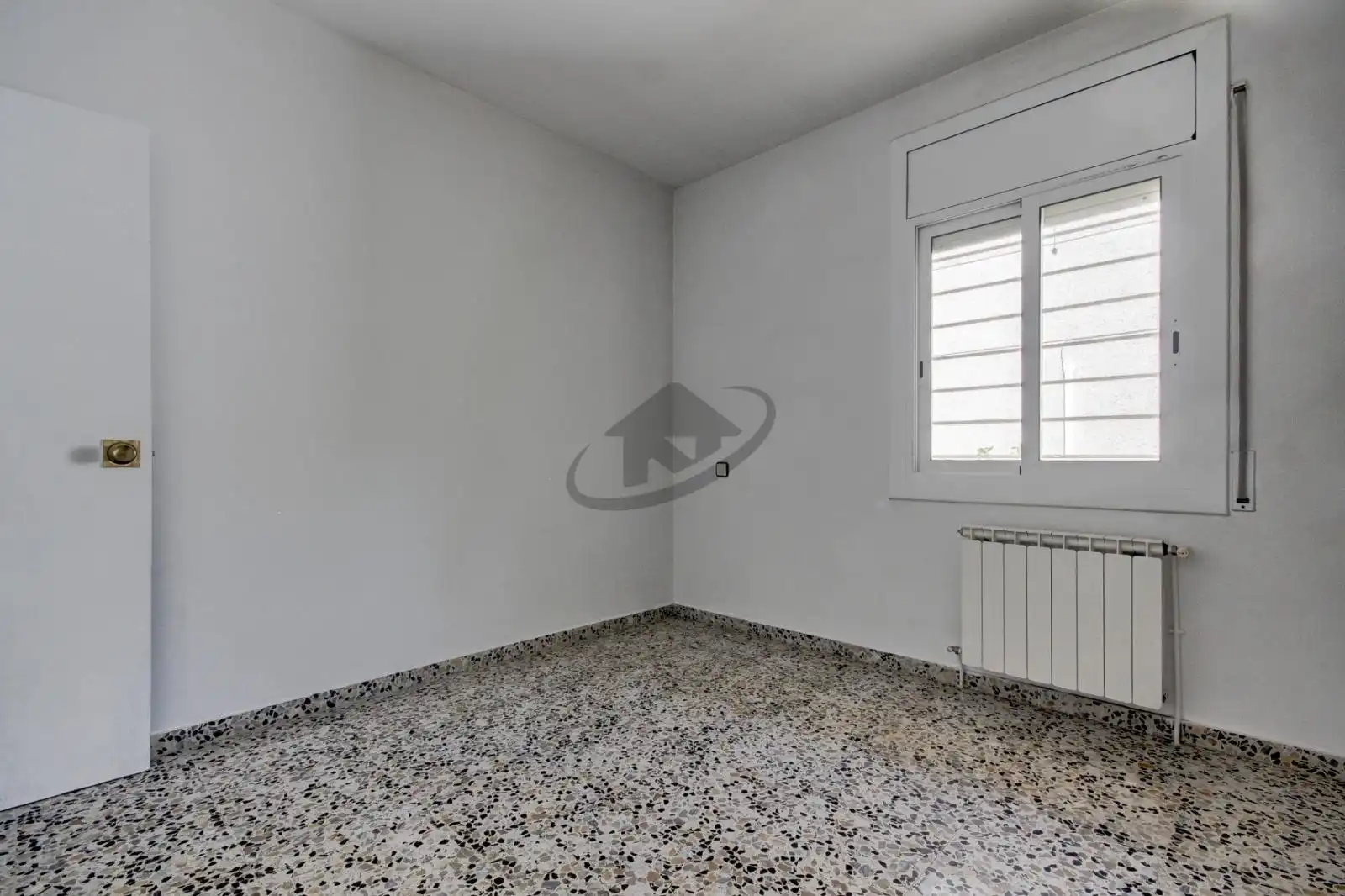 Schlafzimmer von Haus oder Chalet zum Verkauf in Barberà del Vallès mit Heizung, Privatgarten und Terrasse