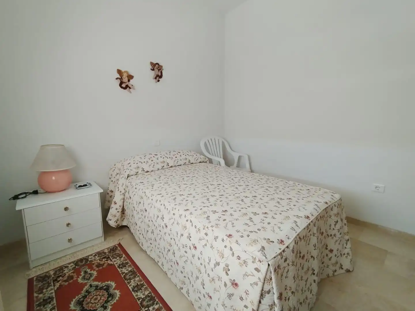 Dormitori de Casa o xalet en venda en Cáceres amb Aire condicionat, Calefacció i Jardí privat