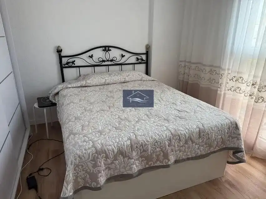 Dormitori de Pis en venda en Alicante / Alacant amb Parquet, Forn i Rentadora
