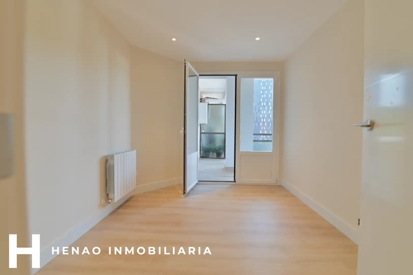 Pis en venda en Bilbao  amb Calefacció, Parquet i Terrassa