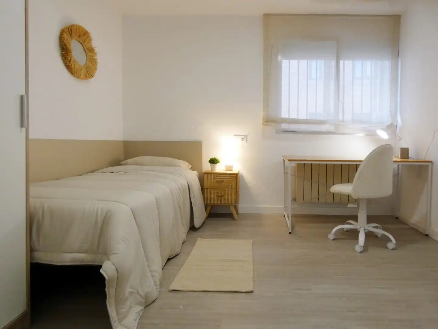 Habitación de Piso para compartir en Ávila con Calefacción, Amueblado y Horno