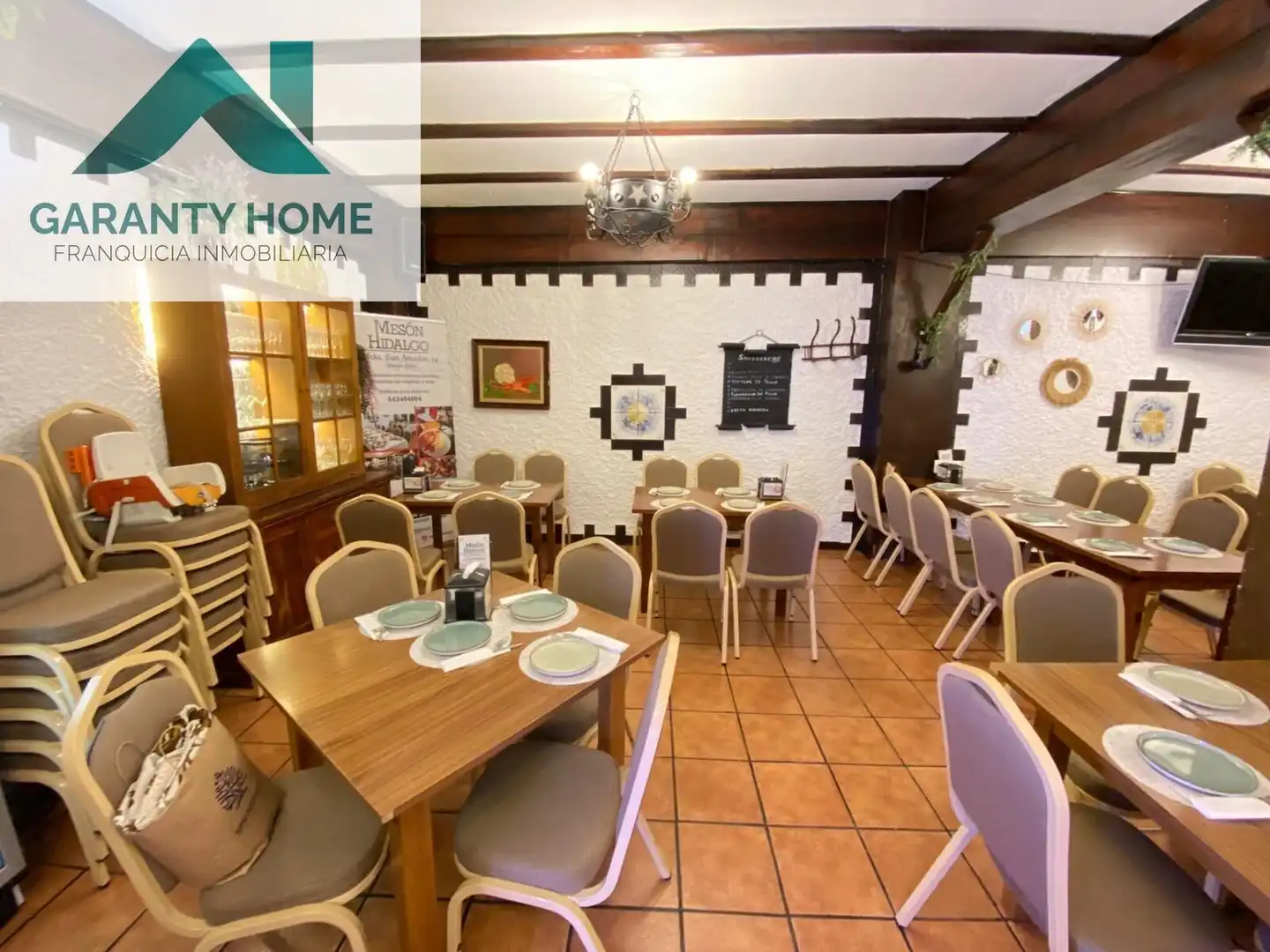 Commercial properties for transfer in Martos  with Air Conditioner, Terrace and Furnished
