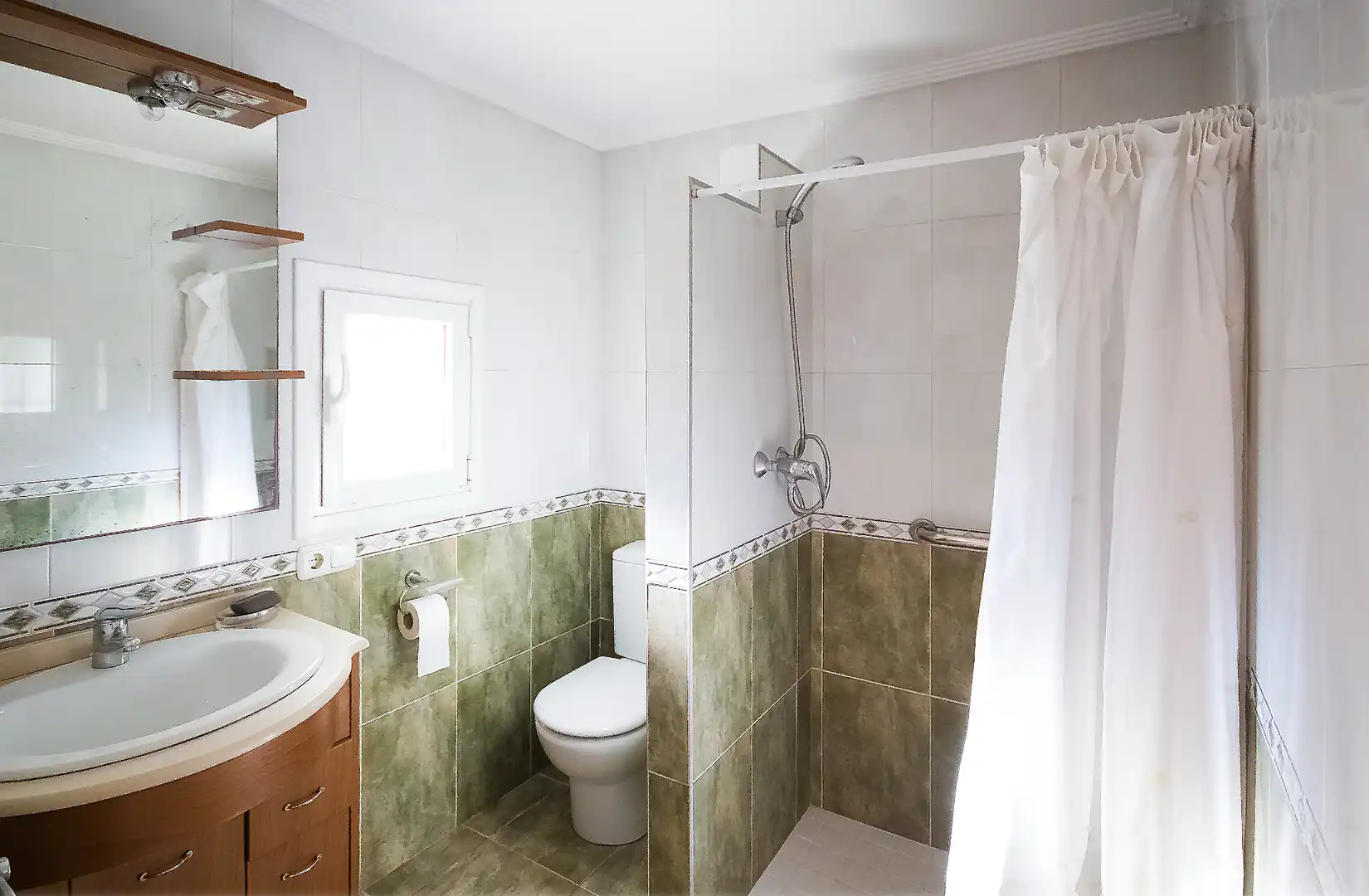 Bathroom of Country homes for sale in Hernialde  with Private garden and Furnished