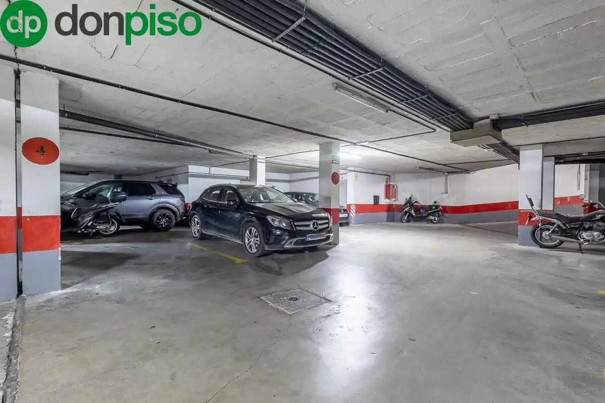 Parkplatz von Garage zum Verkauf in Armilla