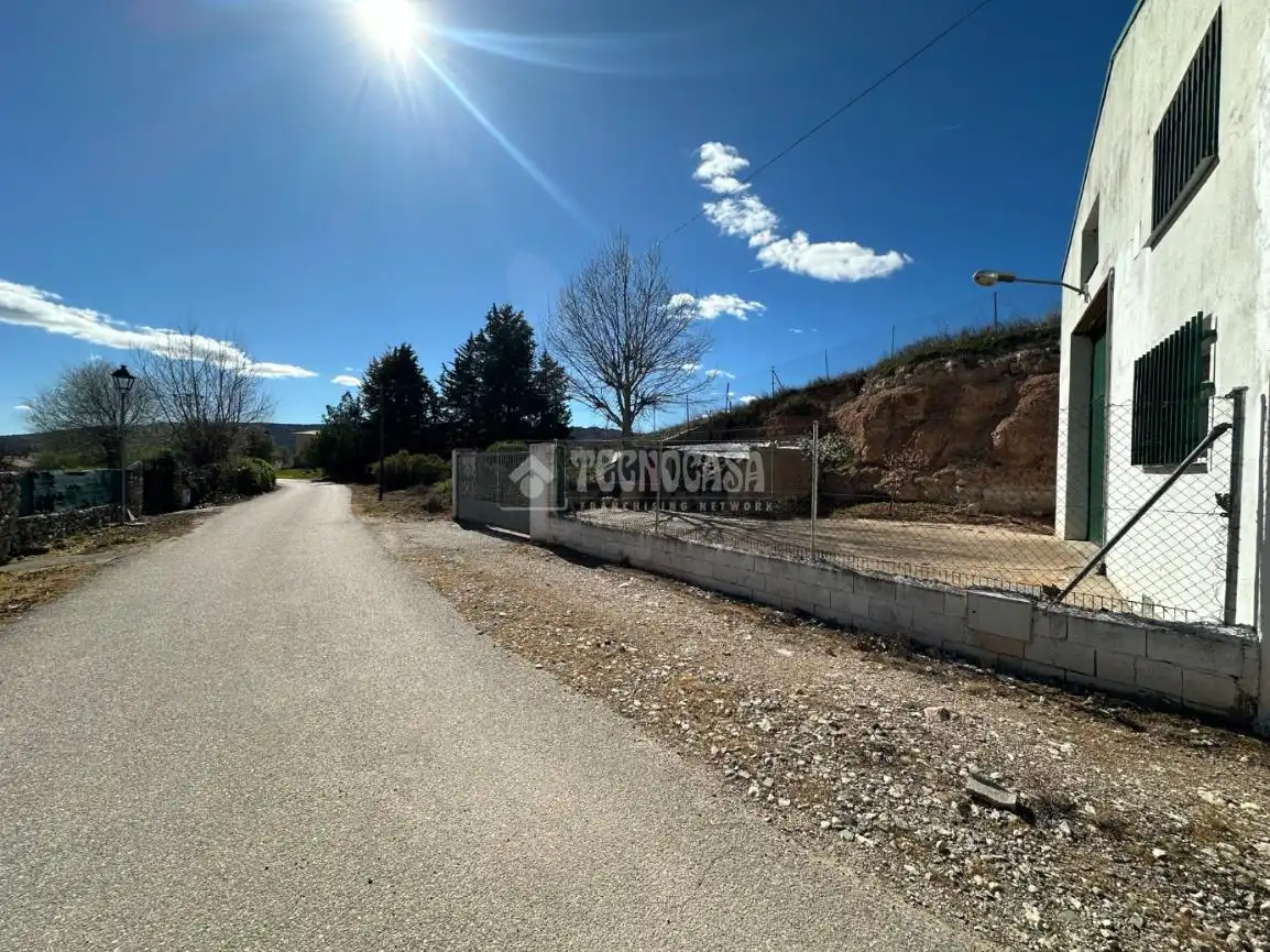Local en venta en Aranzueque