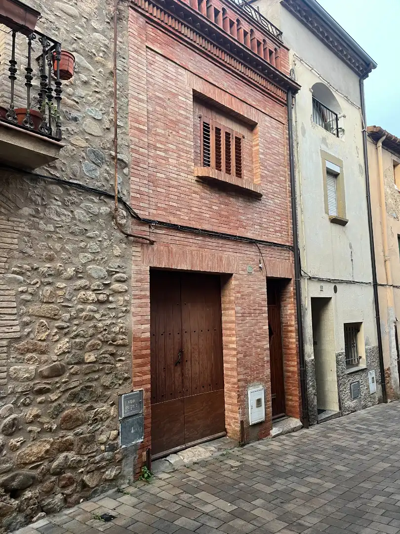 Vista exterior de Casa o xalet en venda en La Cellera de Ter amb Jardí privat i Terrassa
