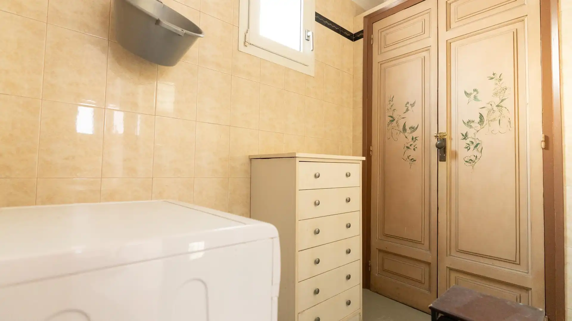 Habitación de Casa adosada en venta en L'Hospitalet de Llobregat con Terraza