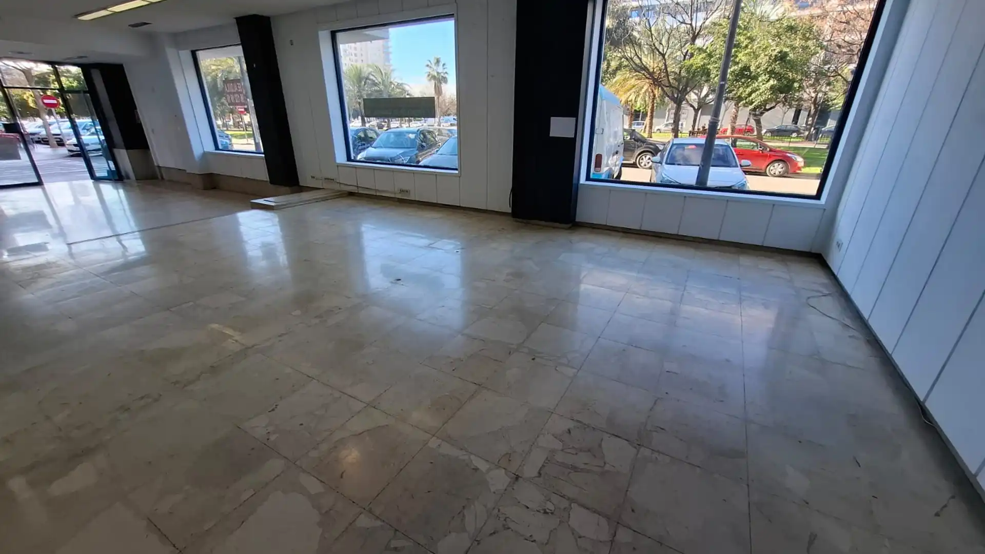 Local de alquiler en  Valencia Capital con Aire acondicionado