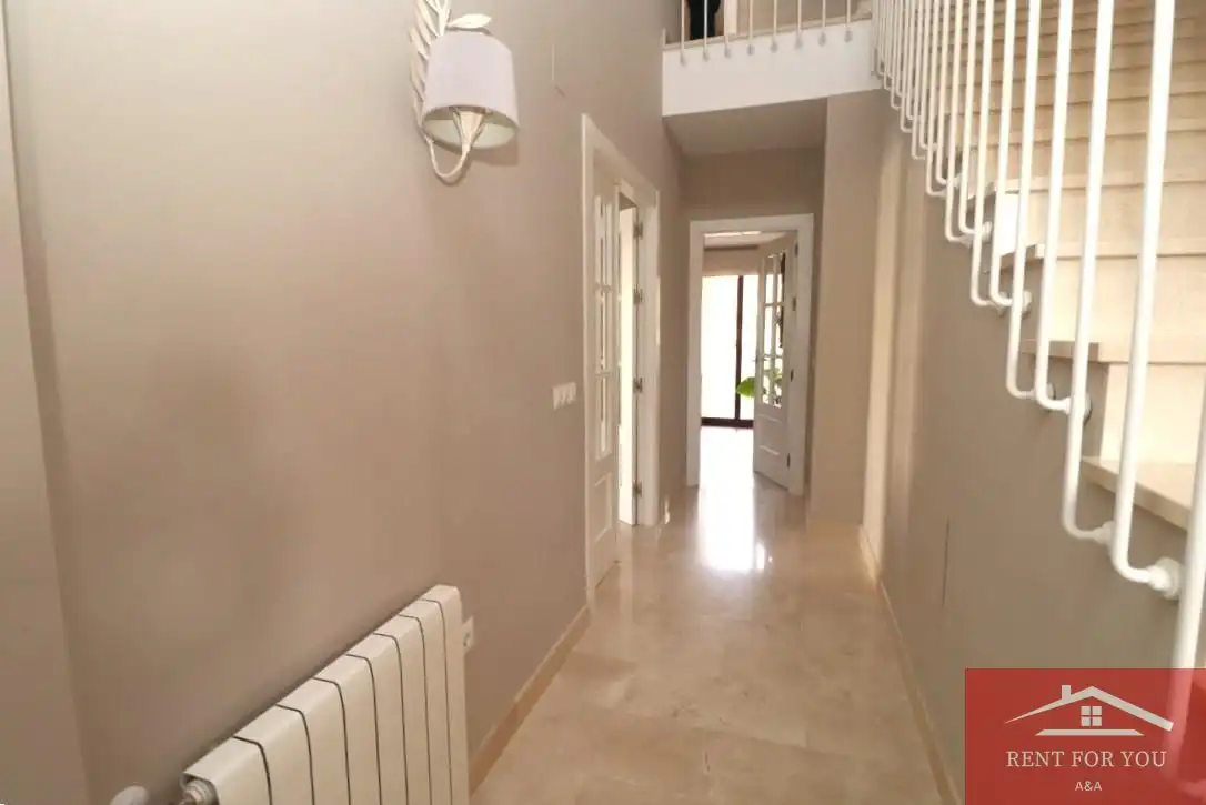 Haus oder Chalet zur Miete in Coín mit Klimaanlage, Heizung und Privatgarten