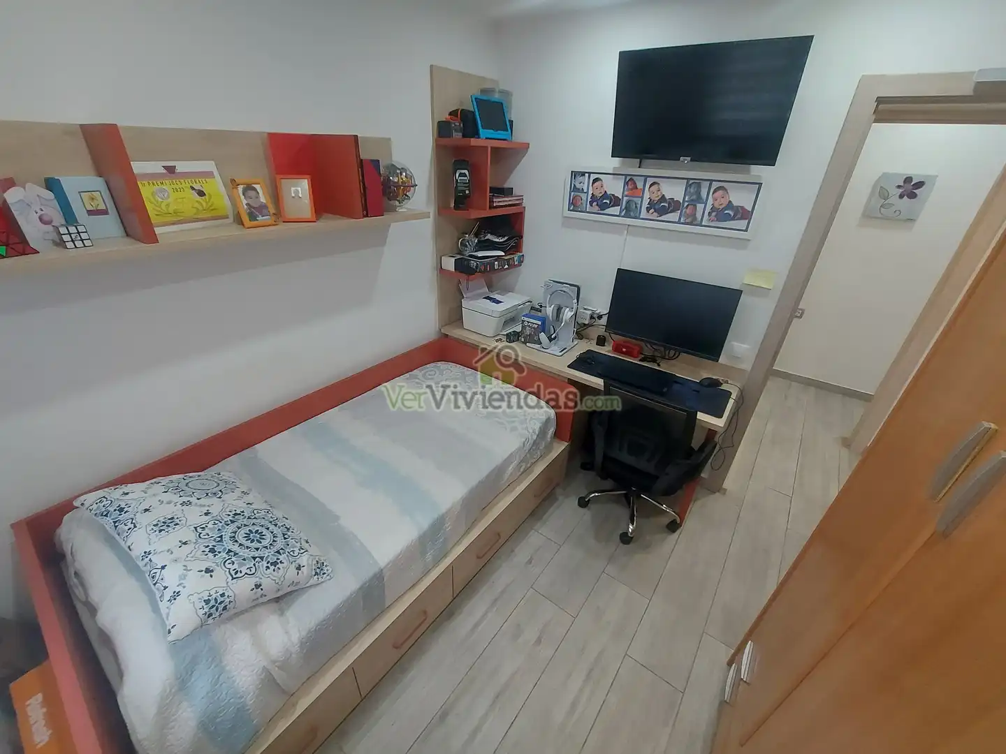 Dormitori de Pis en venda en Rubí amb Aire condicionat, Calefacció i Forn