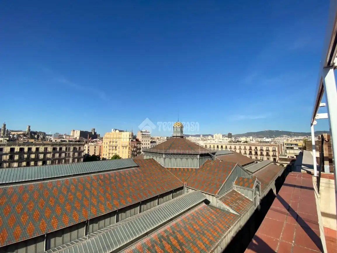 Exterior view of Flat for rent in Barcelona  with Air Conditioner and Terrace