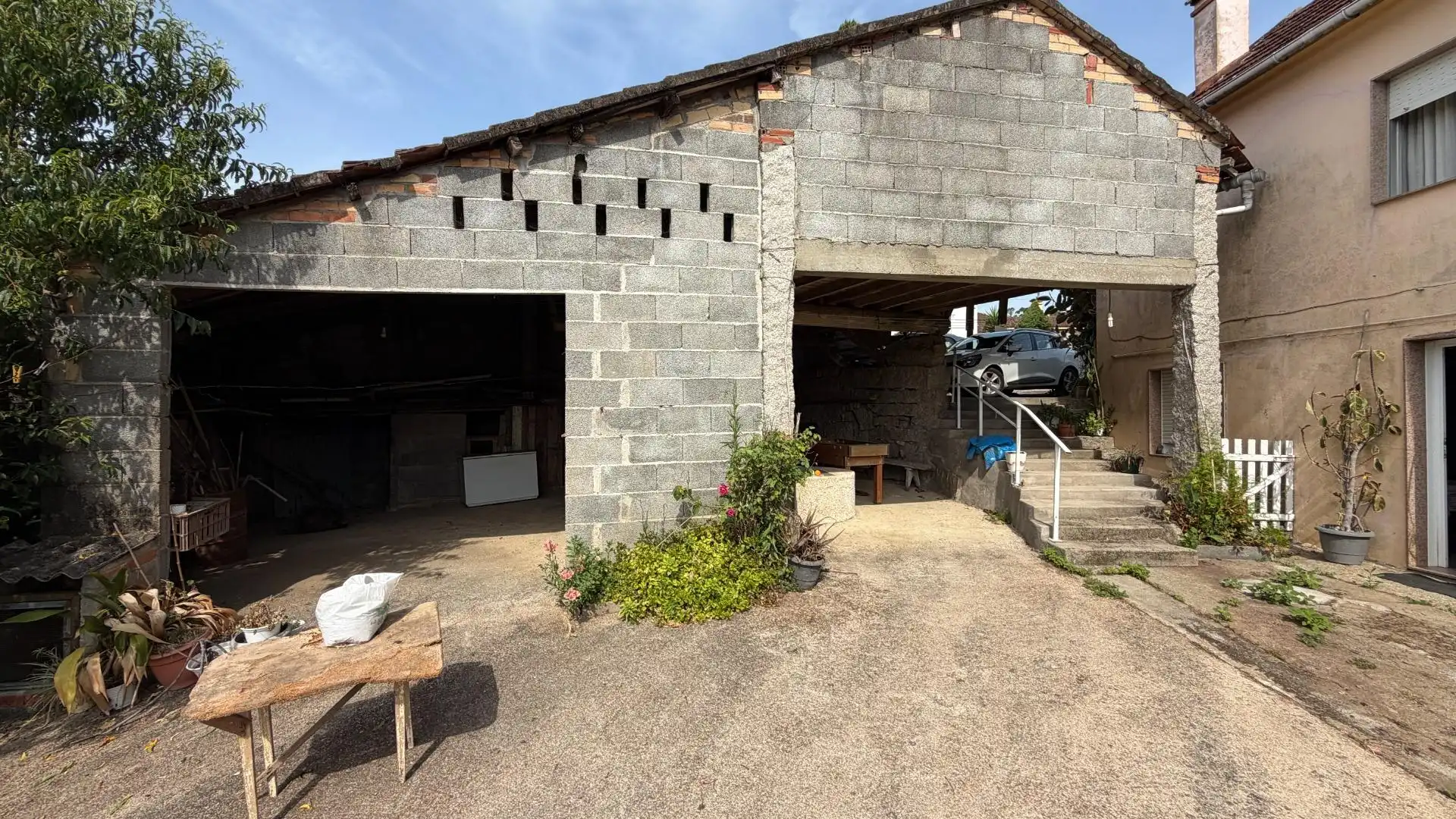Vista exterior de Casa o xalet en venda en Salceda de Caselas amb Calefacció, Traster i Moblat