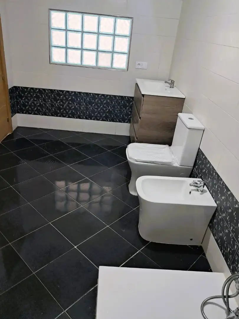 Baño de Casa adosada en venta en Bigastro con Terraza, Trastero y Balcón