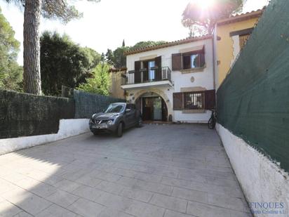 Exterior view of House or chalet for sale in Santa Cristina d'Aro  with Air Conditioner and Terrace