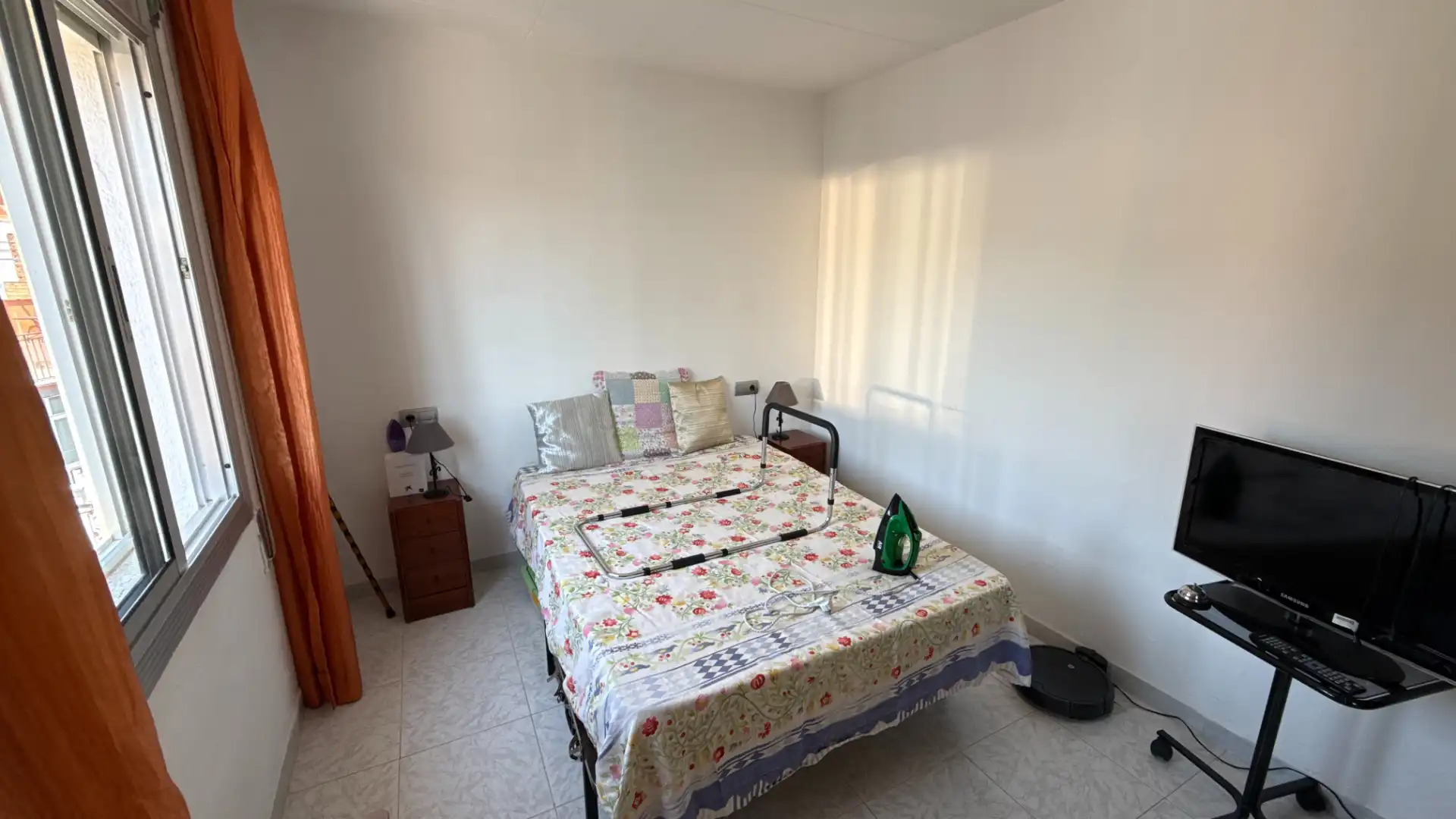 Dormitori de Pis en venda en Castelldefels amb Aire condicionat i Balcó
