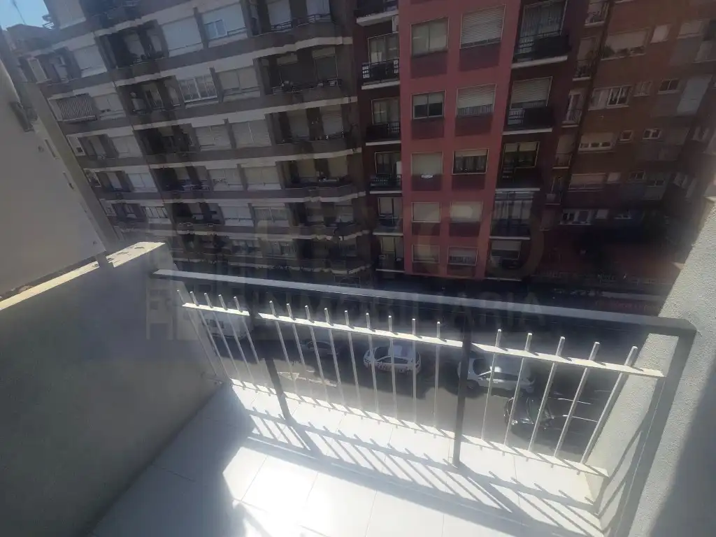 Piso con ascensor en venta en Calle Huesca, imagen 6