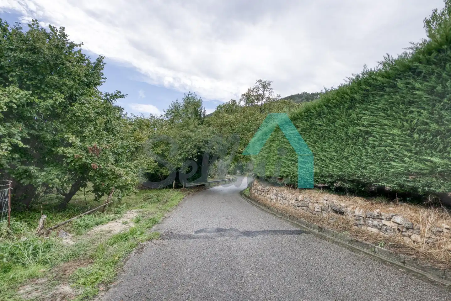 Wohnung zur Miete in Salas mit Heizung, Privatgarten und Möbliert