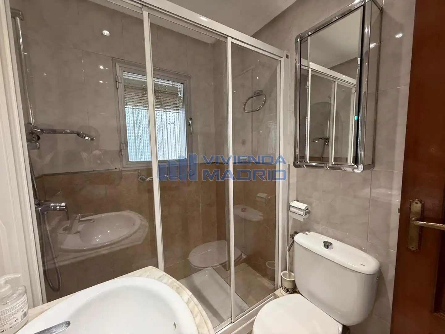 Badezimmer von Wohnung zum Verkauf in Madrid mit Terrasse