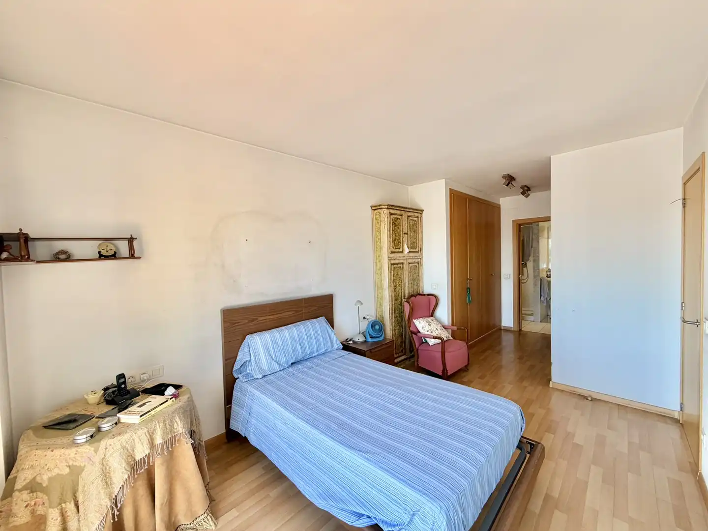 Habitación de Piso en venta en Figueres con Calefacción, Terraza y Horno