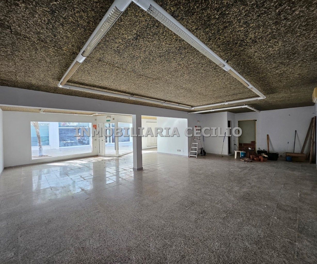 Premises to rent in Eivissa  with Air Conditioner