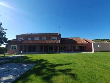 Casa en venda a Armunia