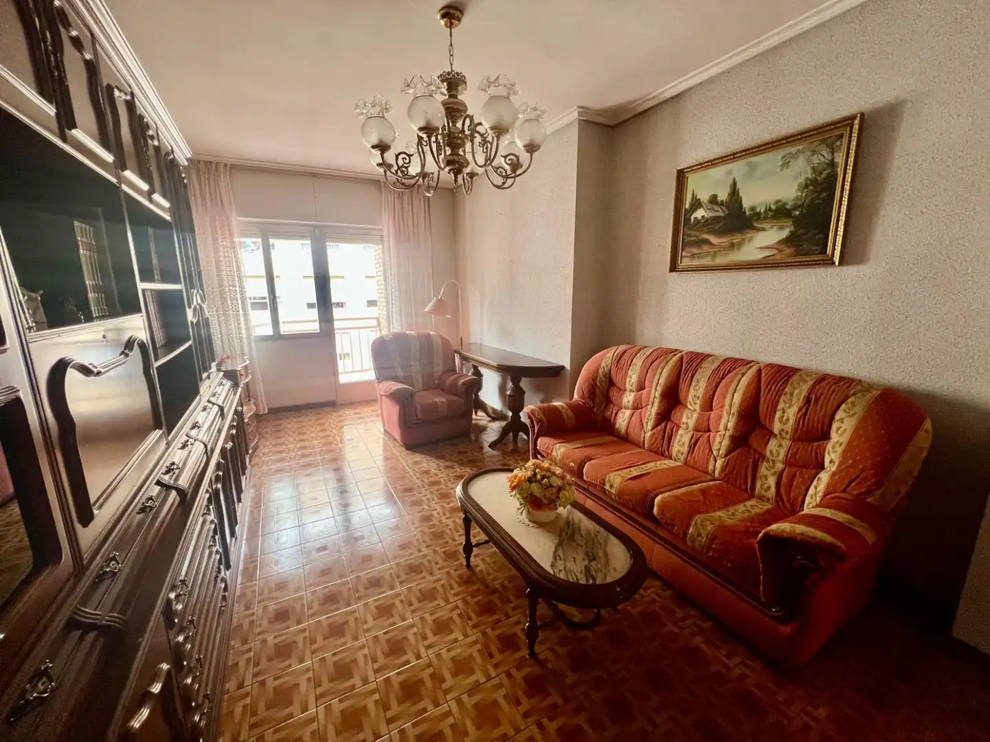 Sala de estar de Piso en venta en  Logroño con Calefacción, Terraza y Trastero