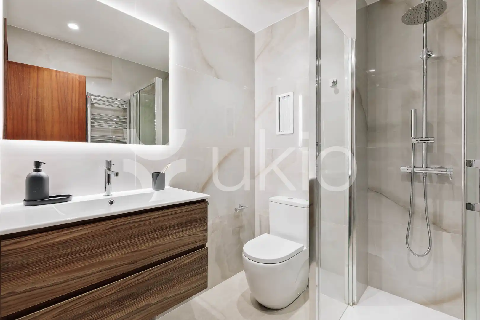 Apartament de lloguer a Carrer de Londres, La Nova Esquerra de l'Eixample