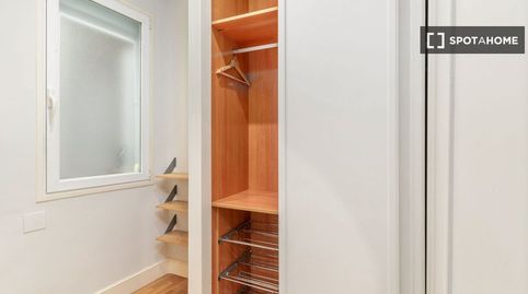 Foto 5 de Habitación en Almagro, Madrid Capital