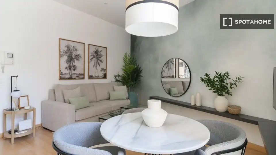 Sala d'estar de Apartament per a compartir en Málaga amb Aire condicionat, Terrassa i Moblat