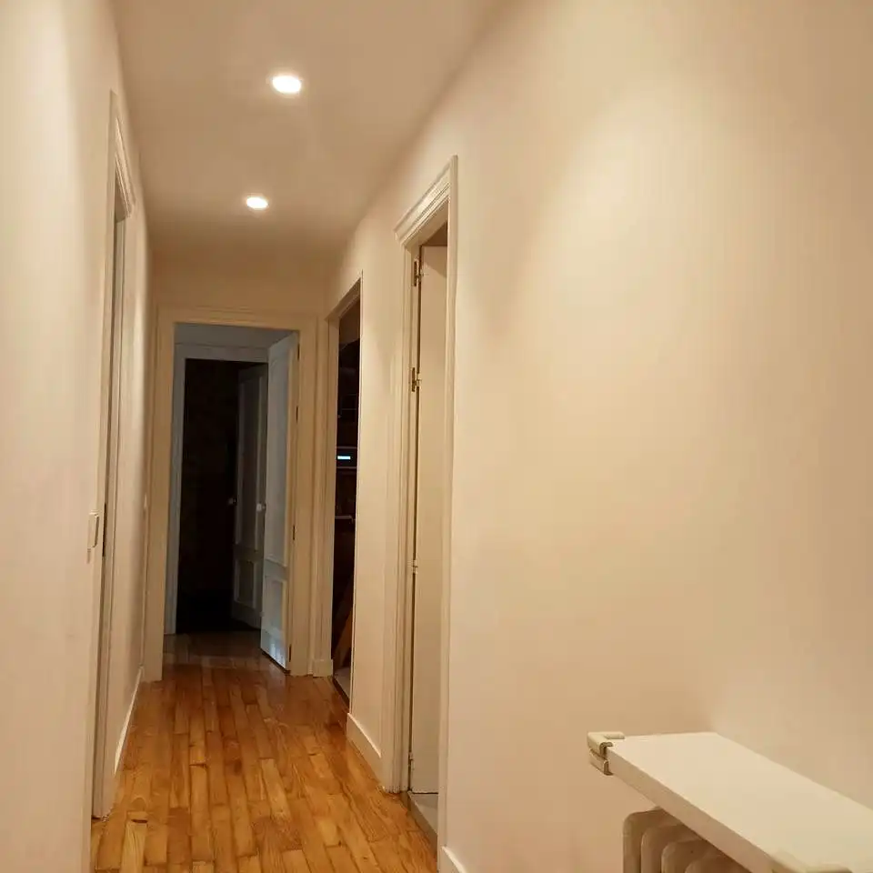 Wohnung zur Miete in Madrid mit Klimaanlage, Heizung und Terrasse