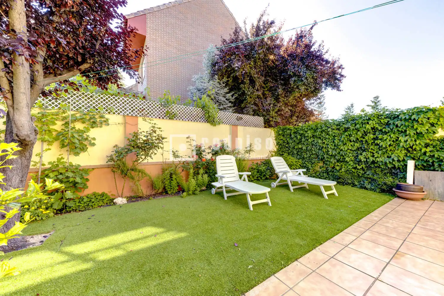 Garden of Houses for sale in Pozuelo de Alarcón  with Air Conditioner, Heating and Parquet flooring