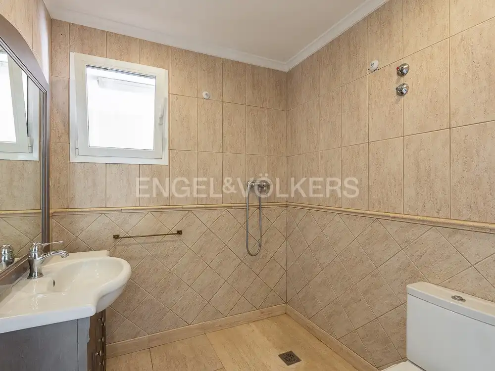 Bathroom of Houses for rent in Bétera  with Air Conditioner, Heating and Private garden