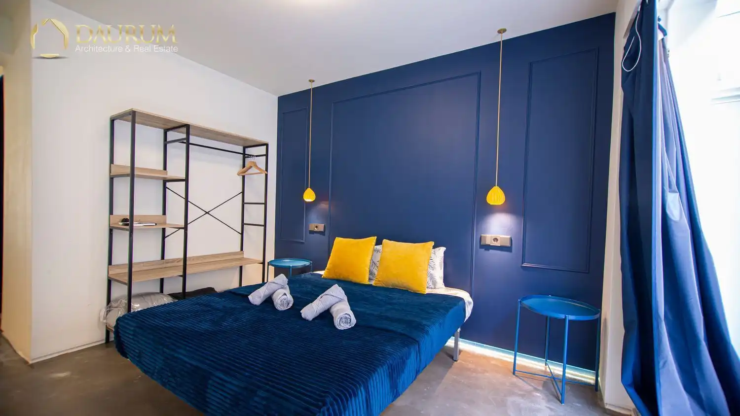 Bedroom of Flat for sale in Valencia  with Air Conditioner, Heating and Terrace