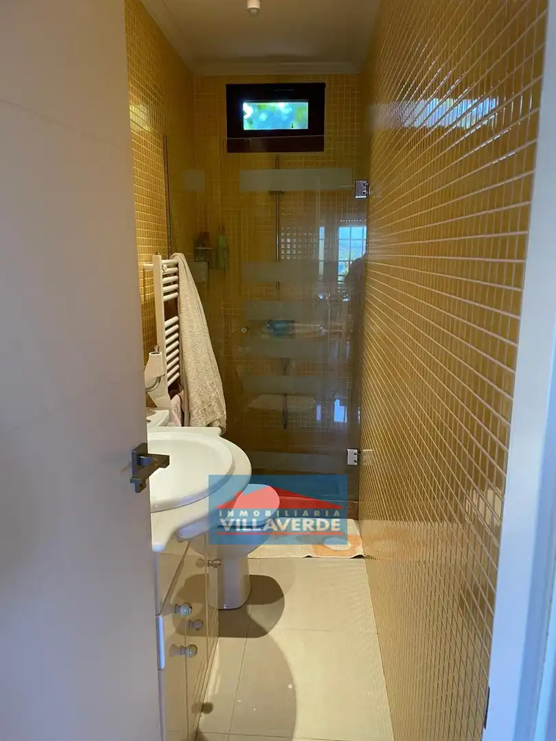 Baño de Casa o chalet en venta en Cangas  con Aire acondicionado, Terraza y Trastero