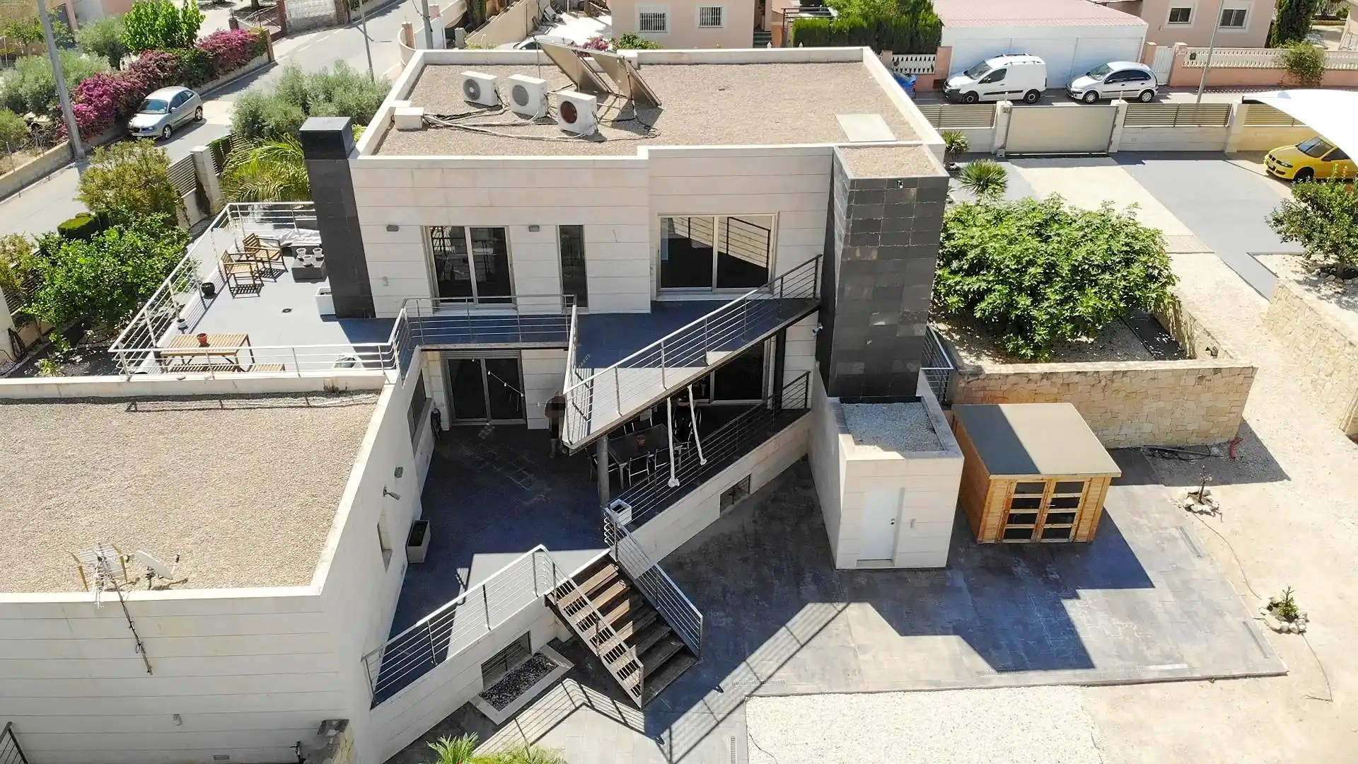 Vista exterior de Casa o xalet en venda en Alicante / Alacant amb Aire condicionat, Calefacció i Jardí privat