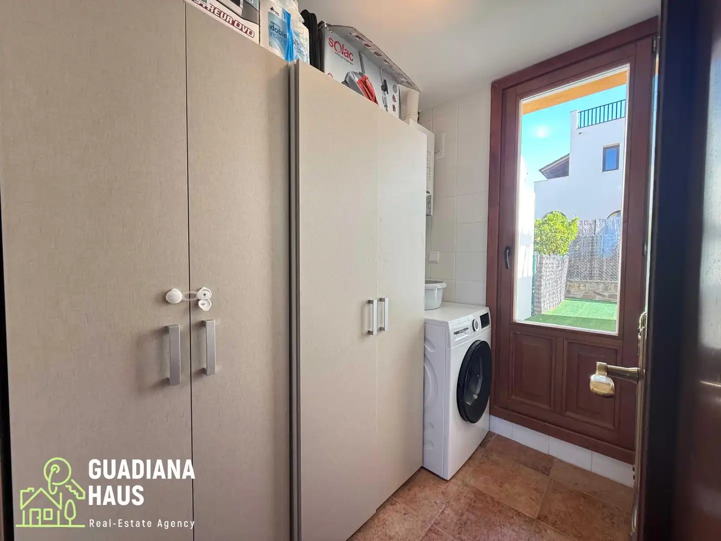 Terraced house with pool for sale in Avenida BLASCO IBAÑEZ 22, imagen 11
