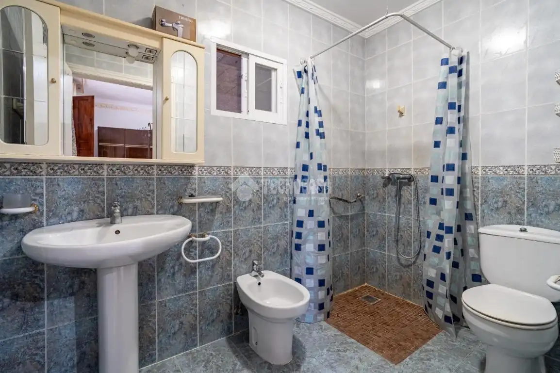 Casa aparellada amb jardí en venda a Dúrcal, imagen 13