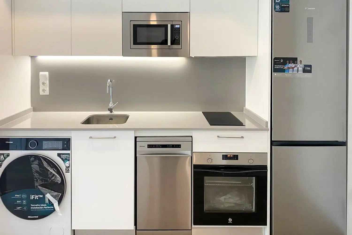 Kitchen of Flat for rent in Madrid  with Terrace and Storage room