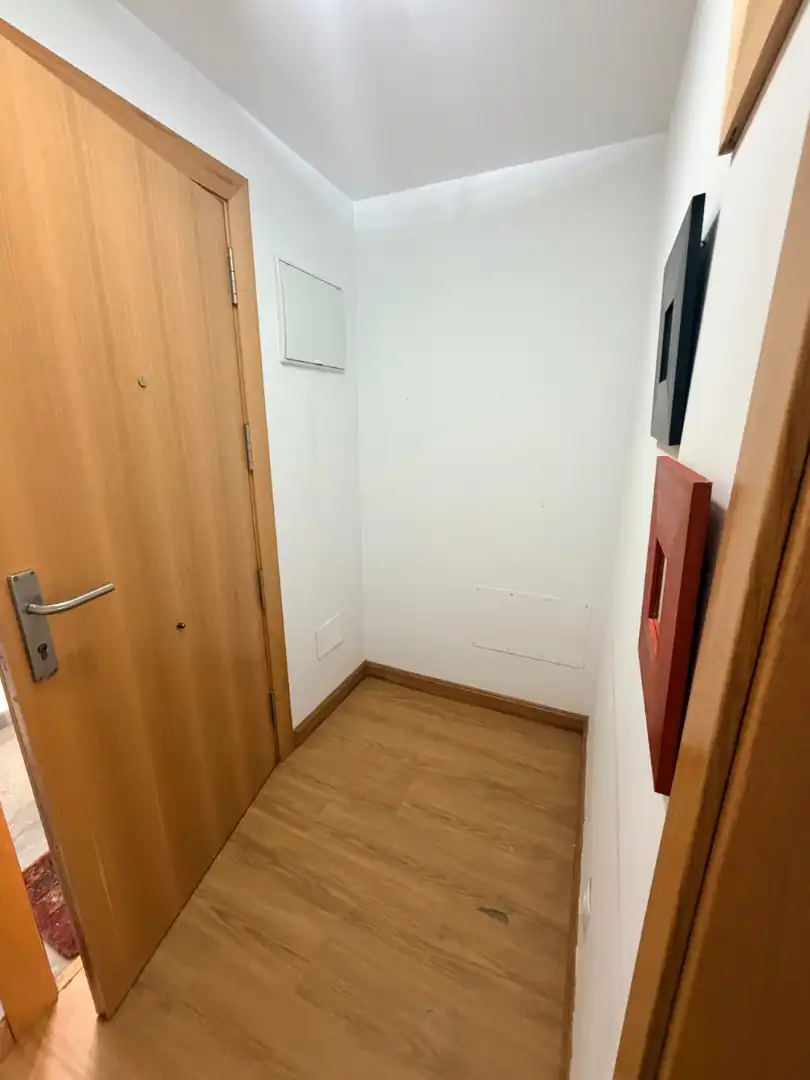 Piso con balcón en venta en Calle de Emilio de Mier 1, imagen 4