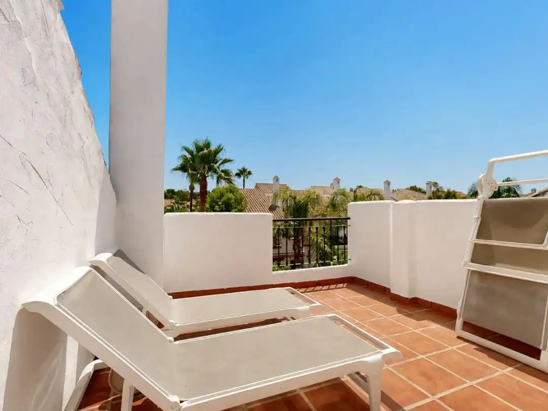 Terrassa de Casa o xalet en venda en Marbella amb Aire condicionat, Calefacció i Jardí privat