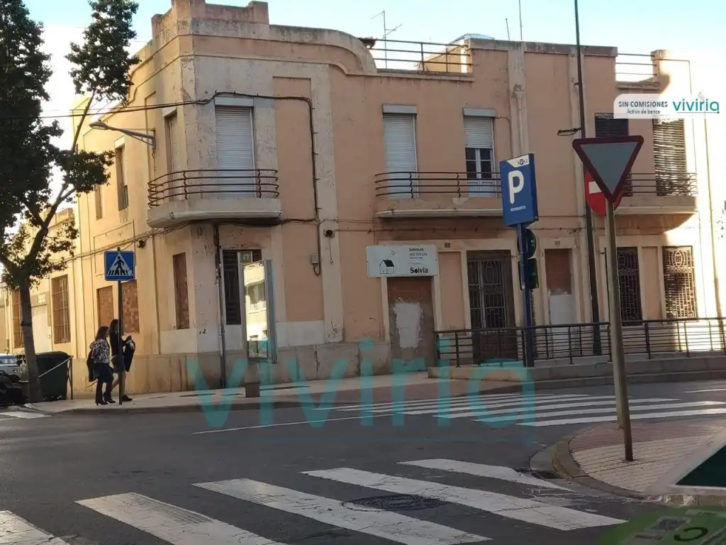 Terreno residenziale in vendita a Avenida Cardenal Costa 24