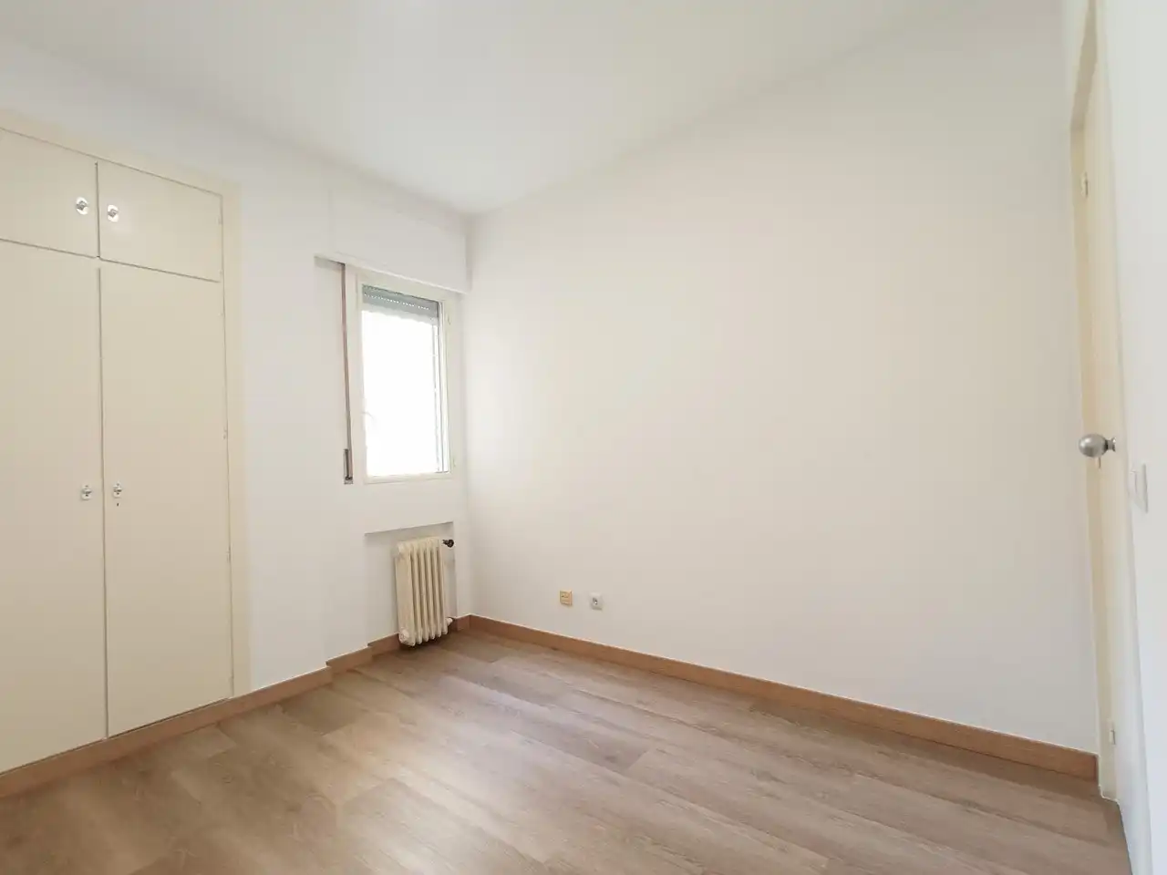 Bedroom of Flat for rent in Barrio de Salamanca