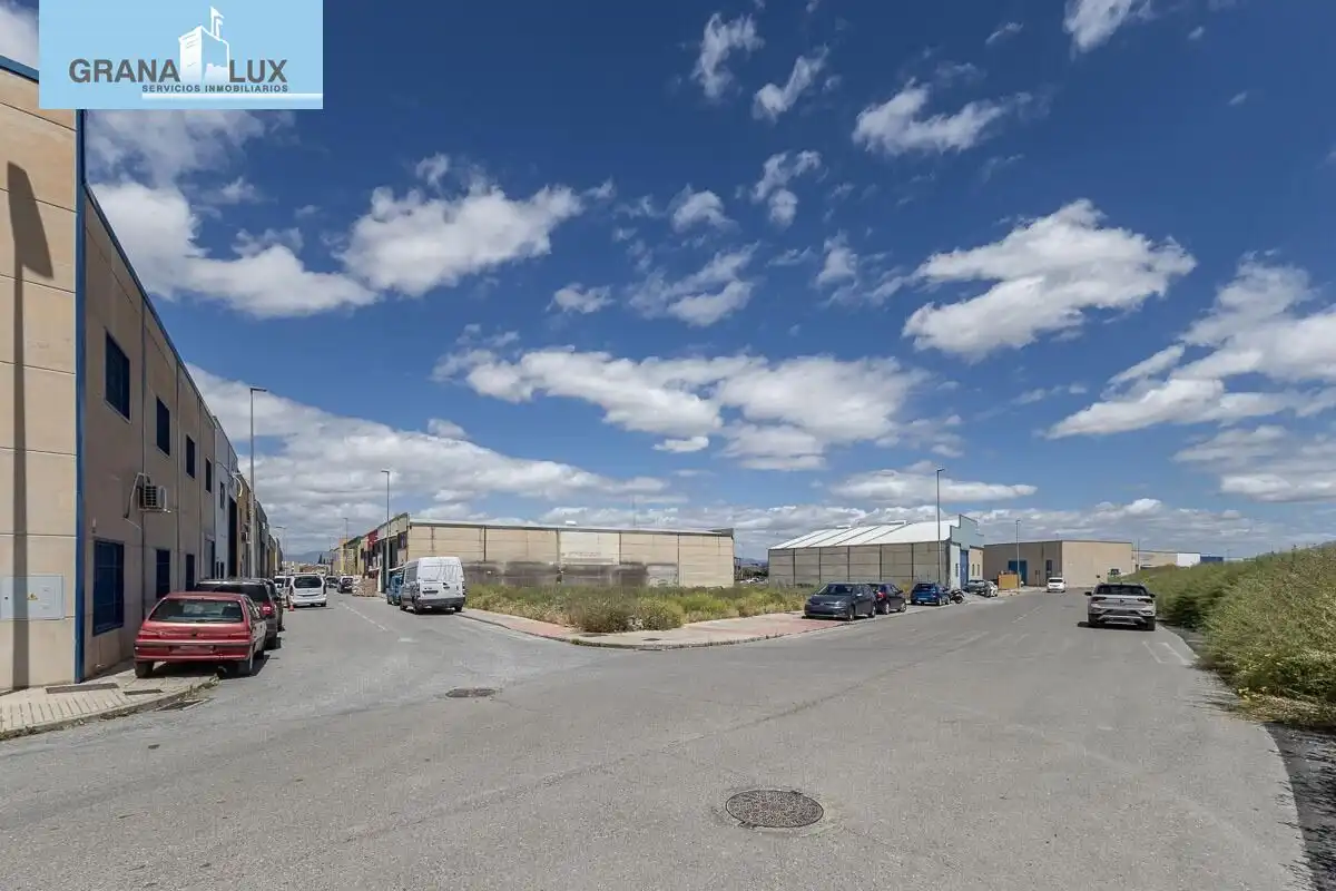 Terreno industrial en venta en Paseo de las Andás, imagen 6