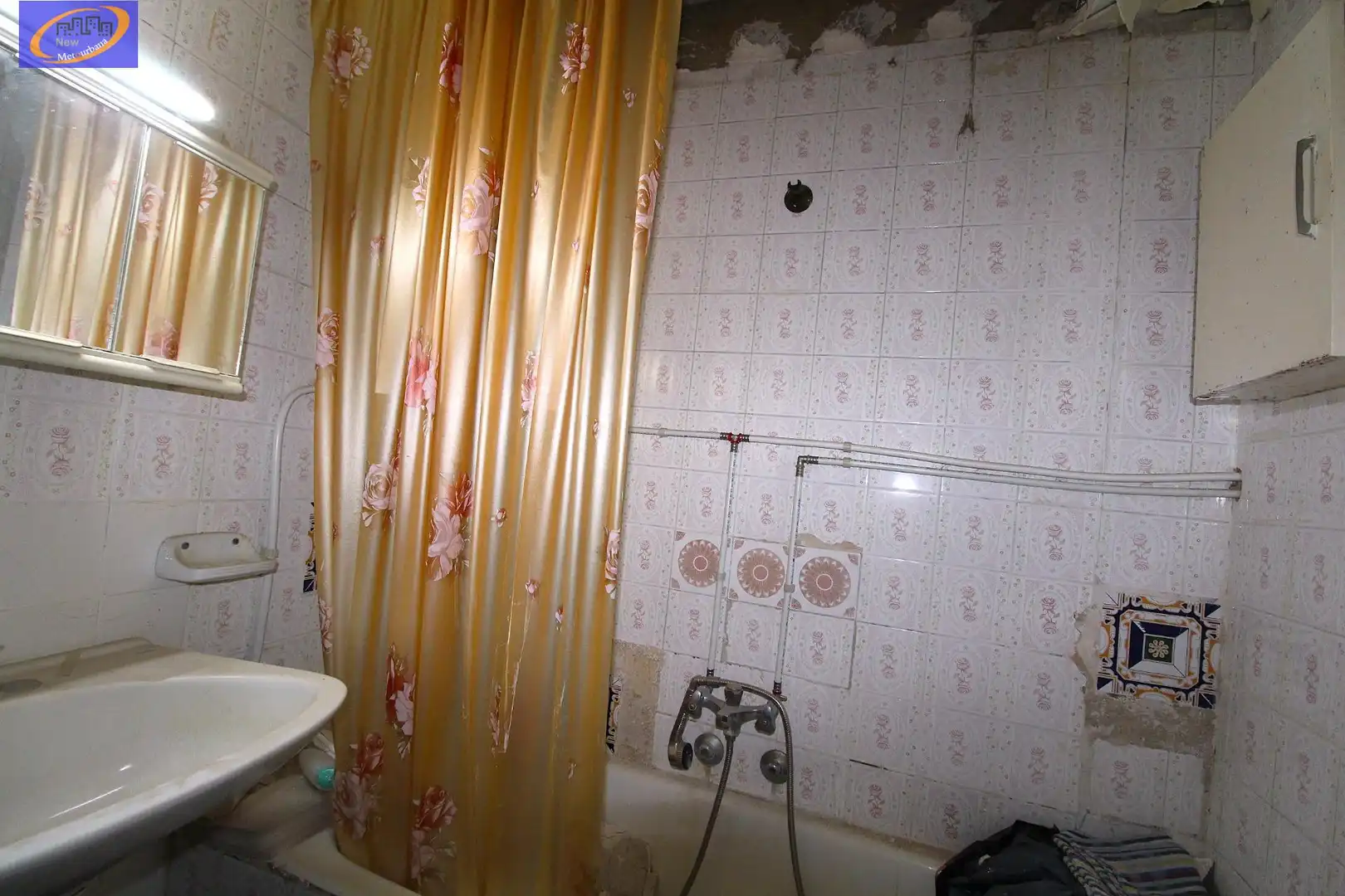 Bathroom of Houses for sale in Utiel